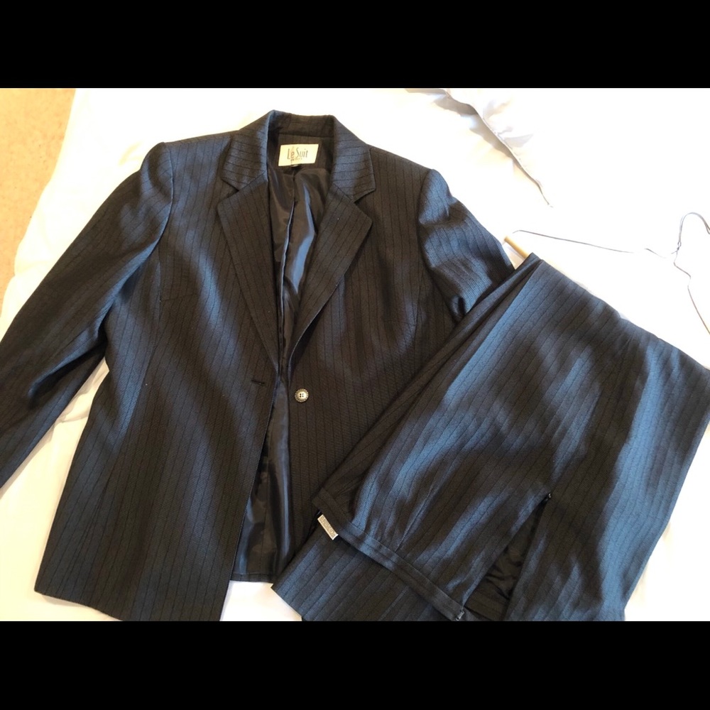 Le Suit size 12 p pant suit